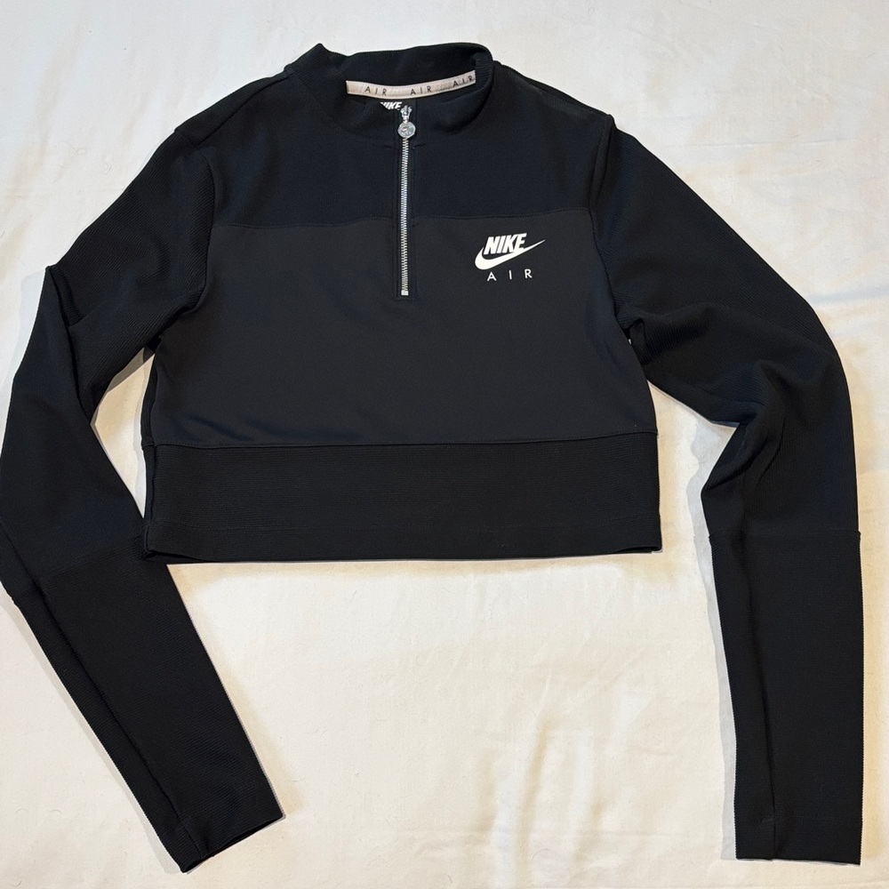 Nike Women's Black Crop Top with Zipper